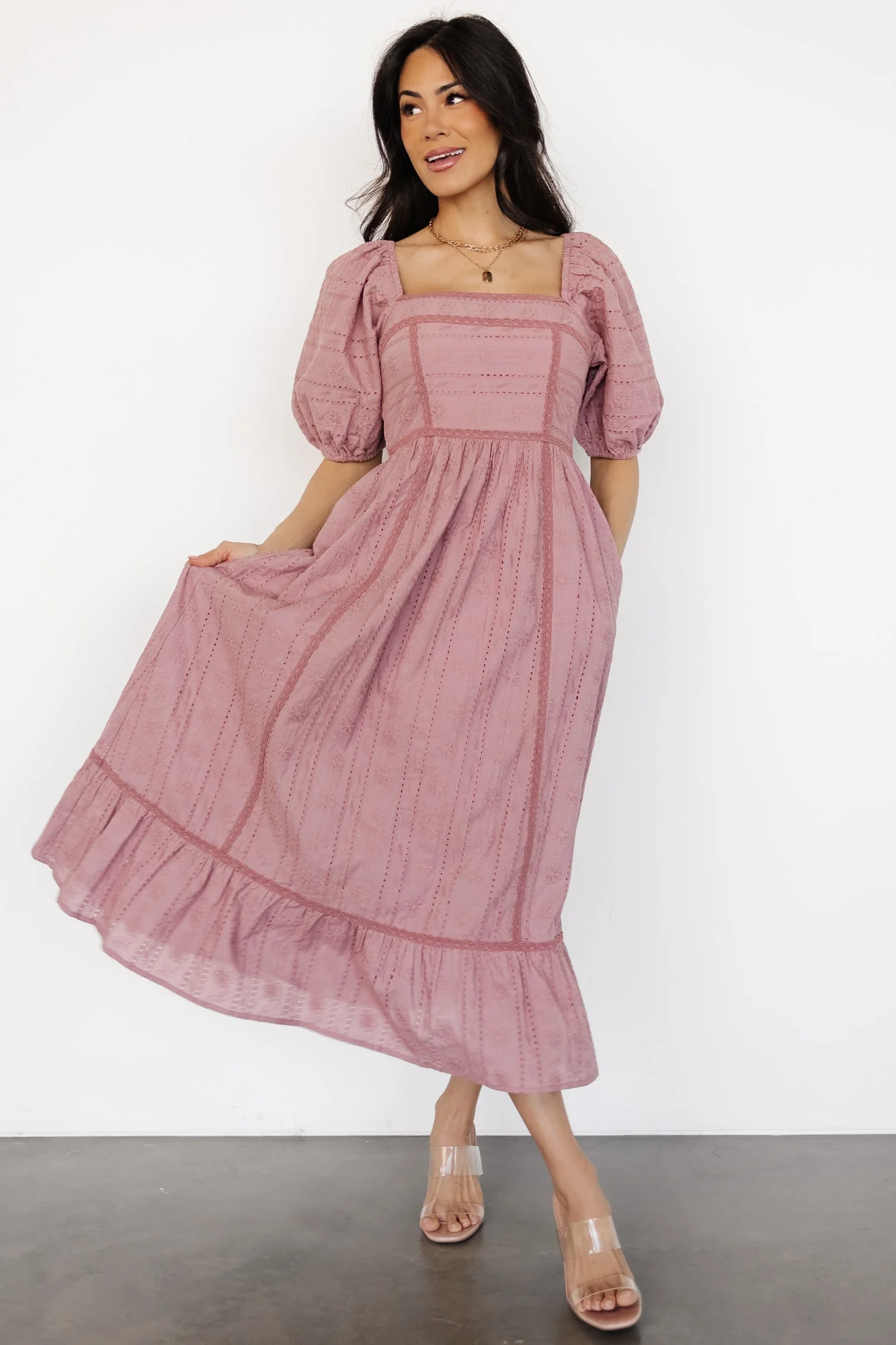 Delaney Eyelet Dress | Dusty Mauve - Jamouz