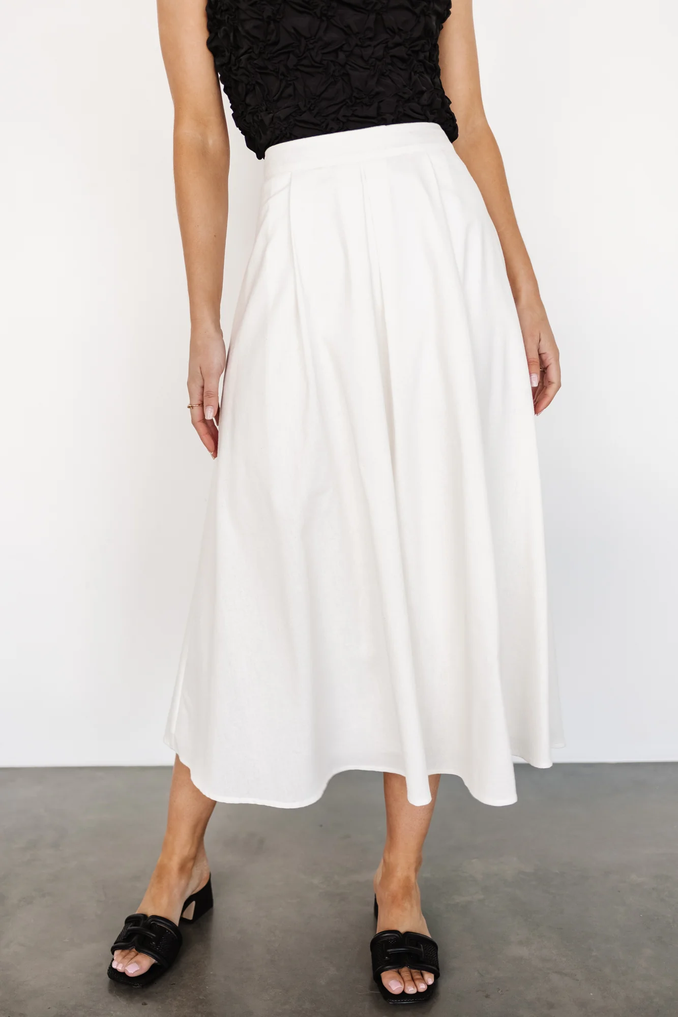 Katie Pleated Midi Skirt | Off White - Jamouz