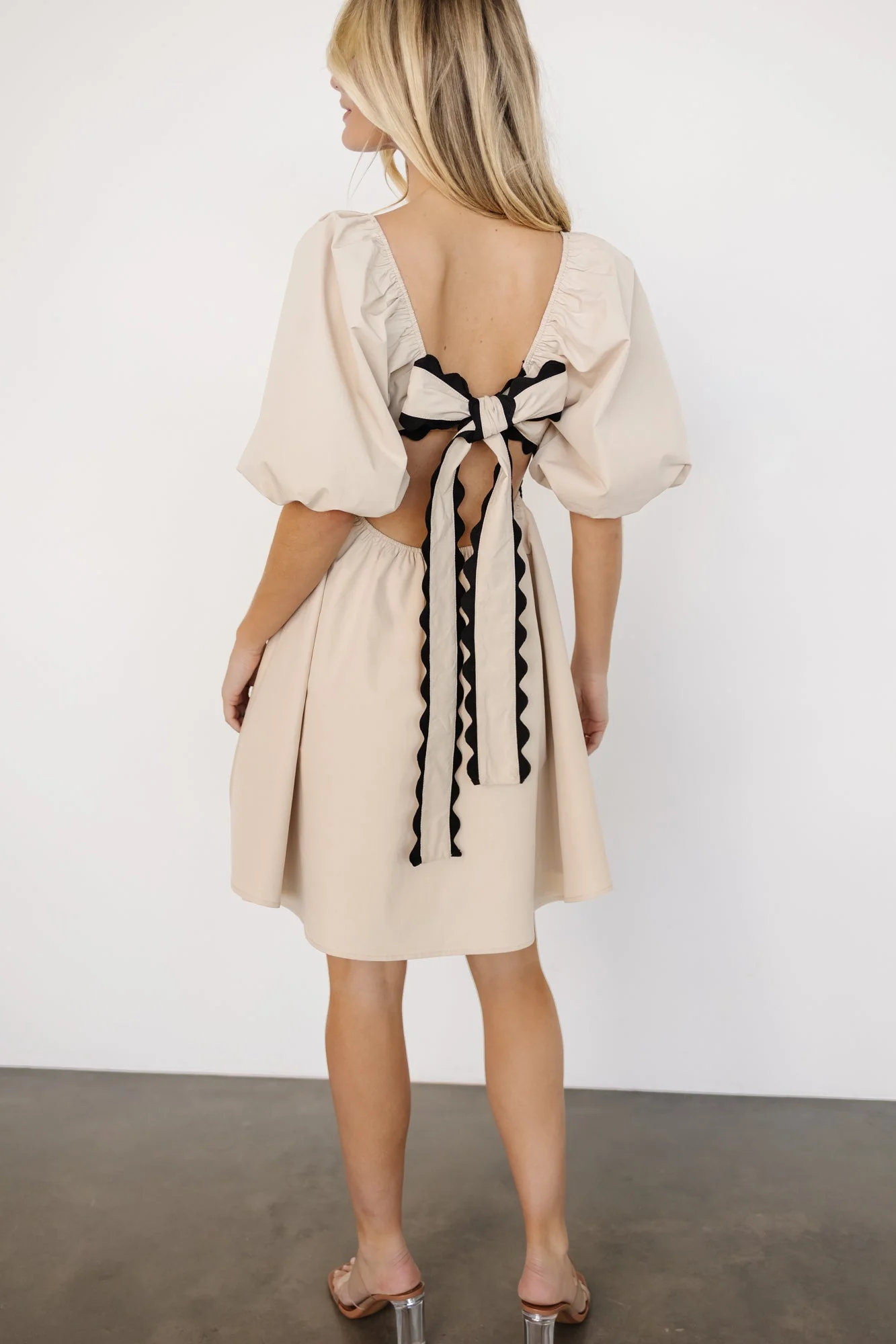 Cecelia Short Dress | Sand - Jamouz