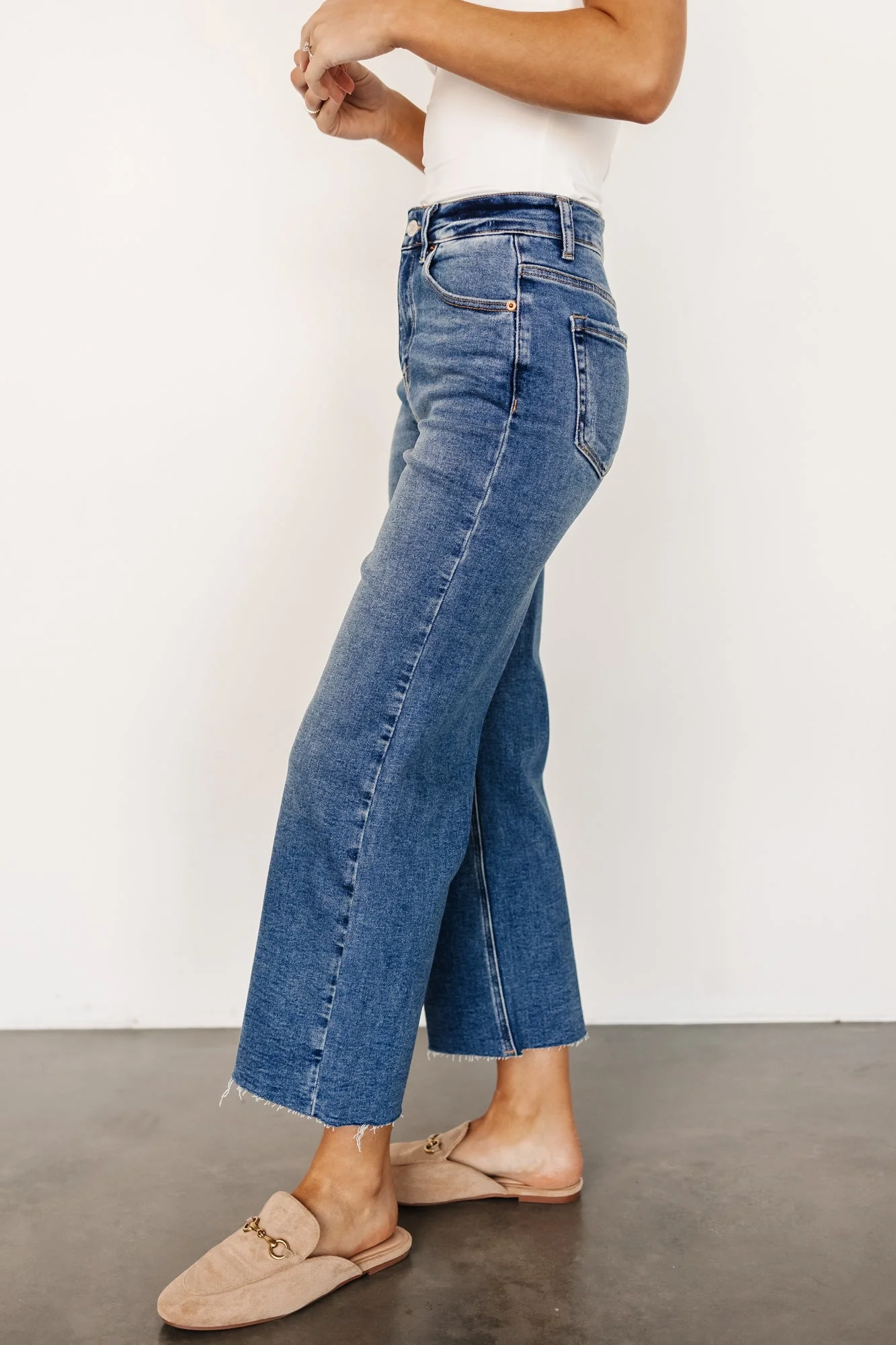 Kirby High Rise Wide Leg Jeans | Medium Wash - Jamouz