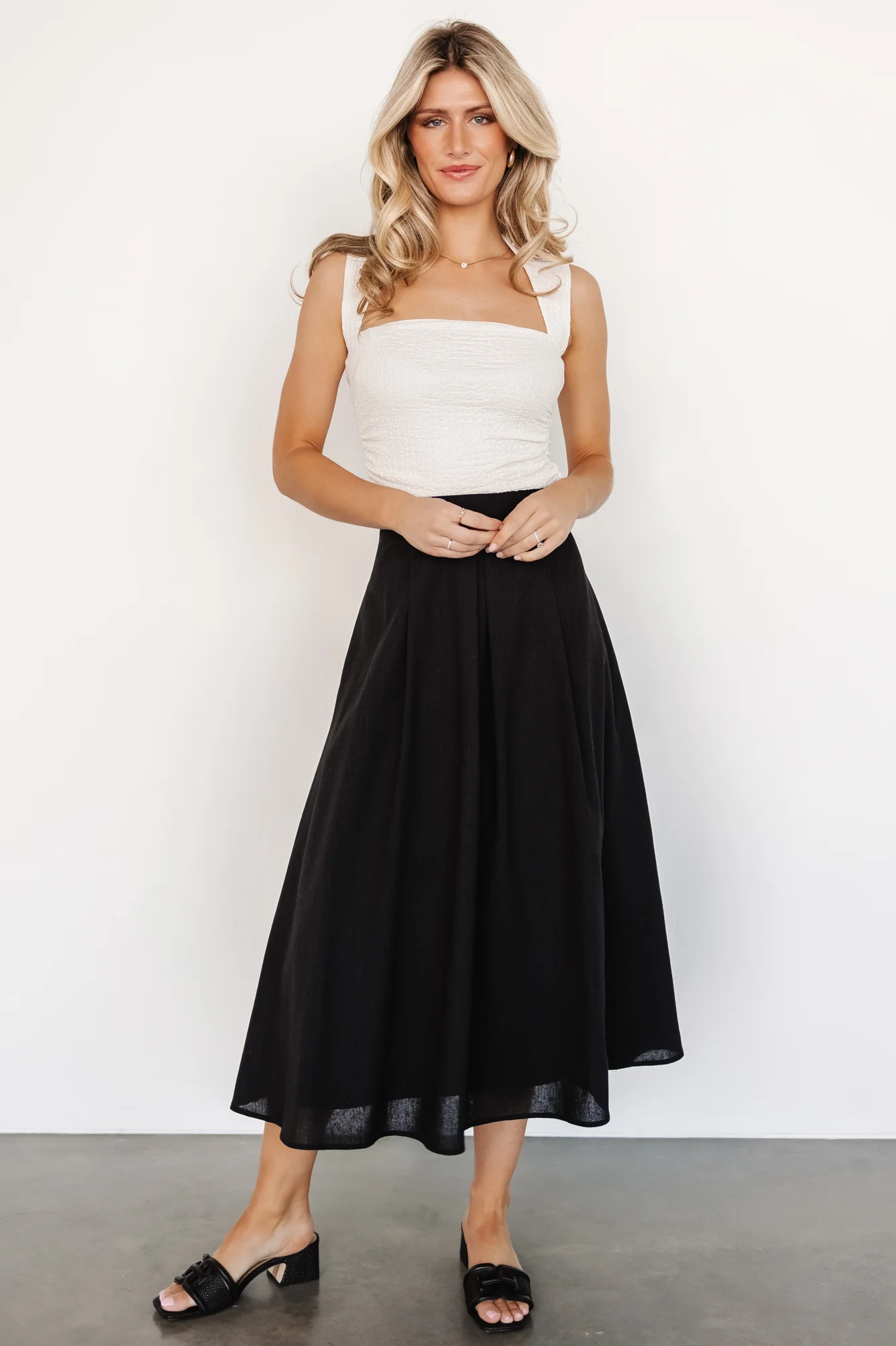 Katie Pleated Midi Skirt | Black - Jamouz