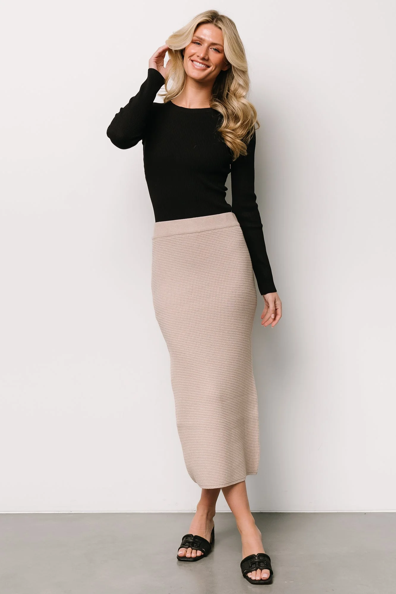 Carey Waffle Midi Skirt | Taupe - Jamouz