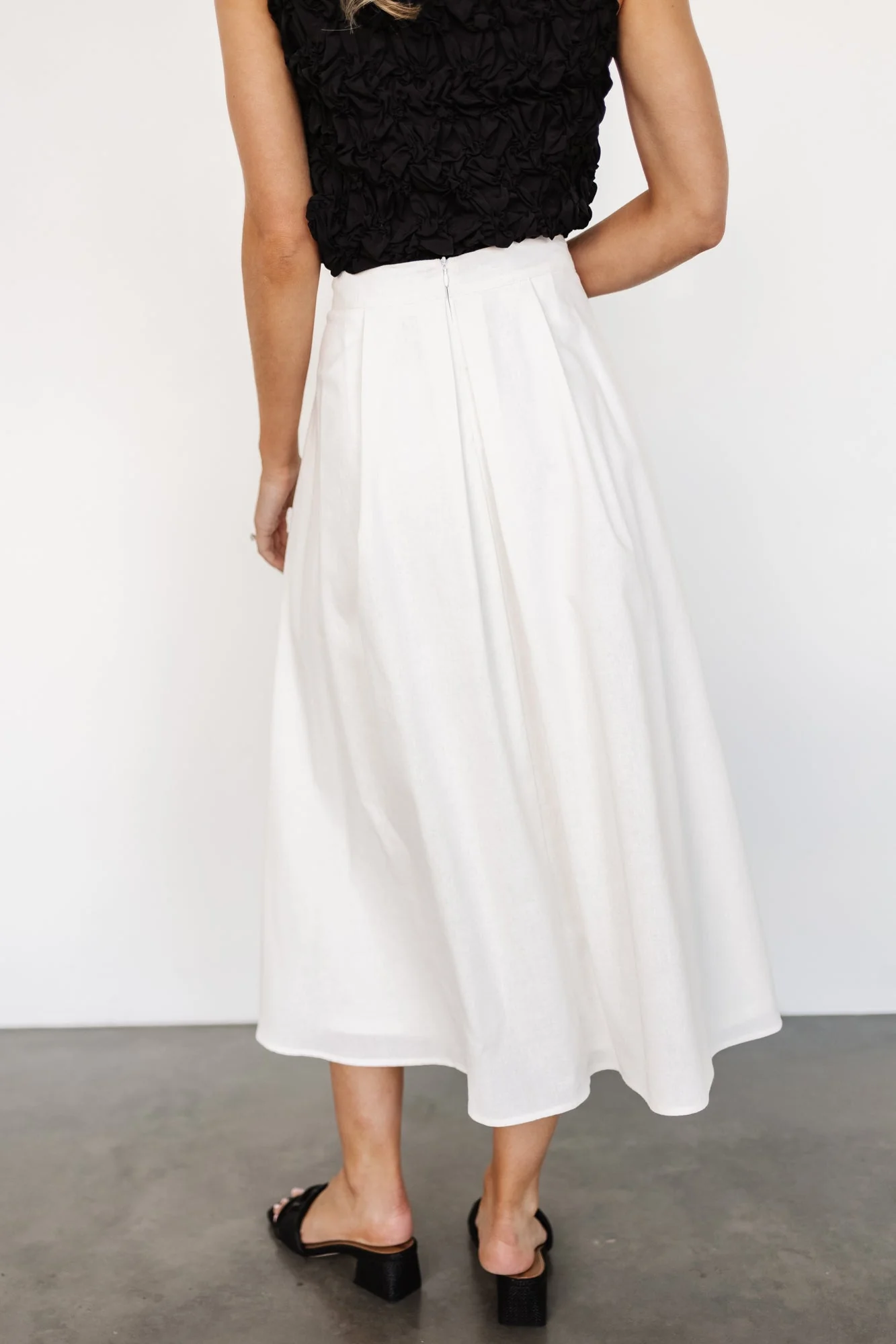 Katie Pleated Midi Skirt | Off White - Jamouz