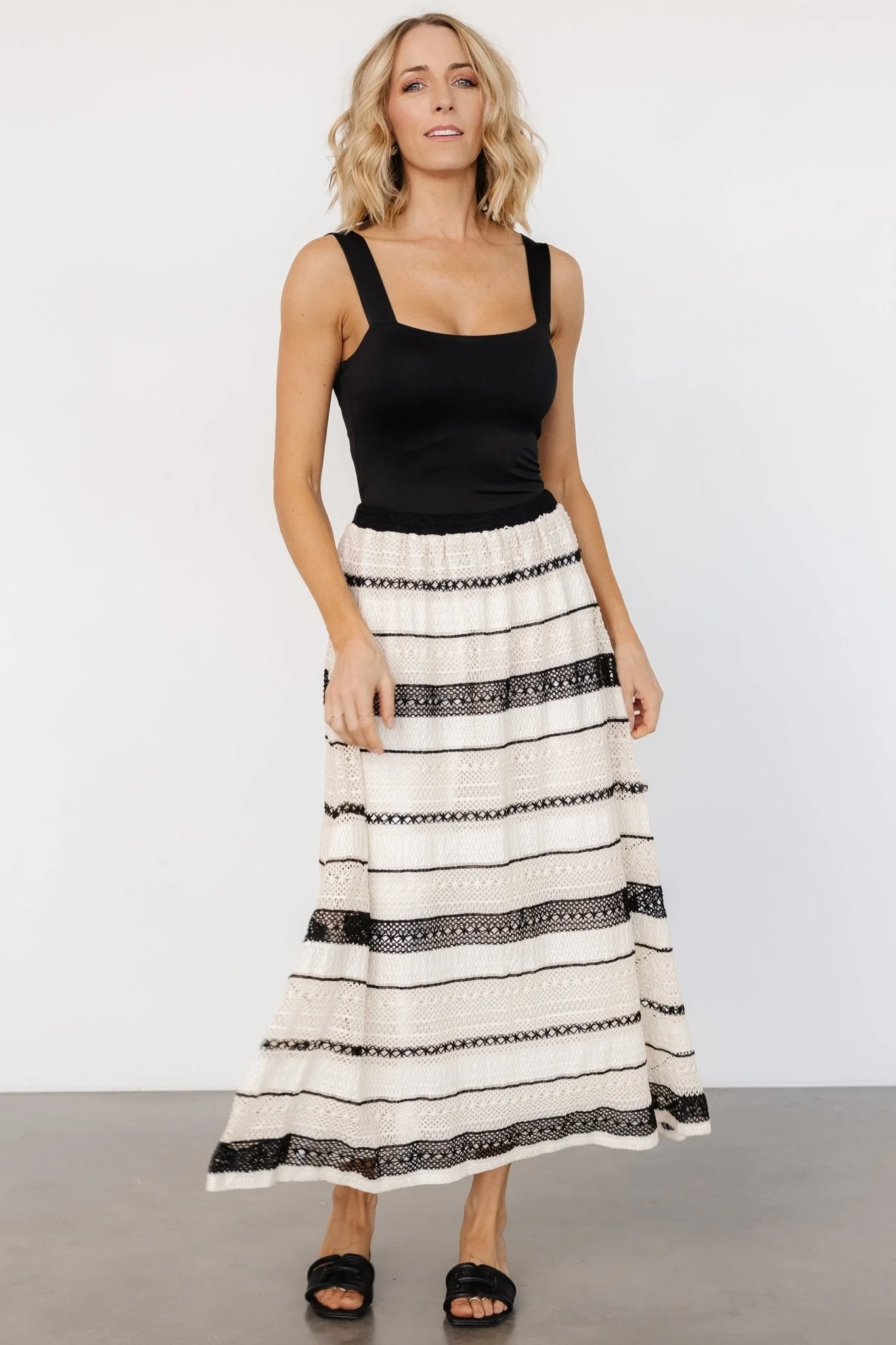Alondra Woven Skirt | Cream + Black - Jamouz