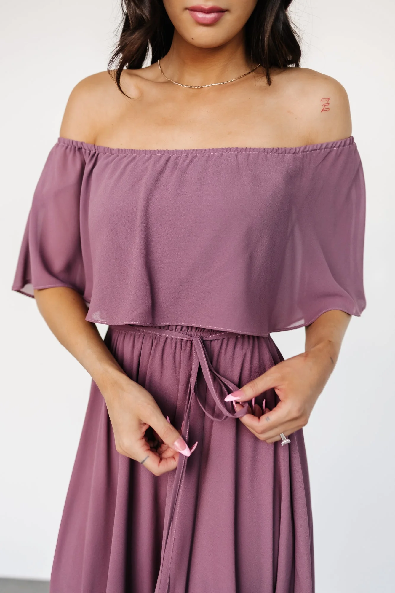 Victoria Off Shoulder Maxi Dress | Vintage Plum - Jamouz