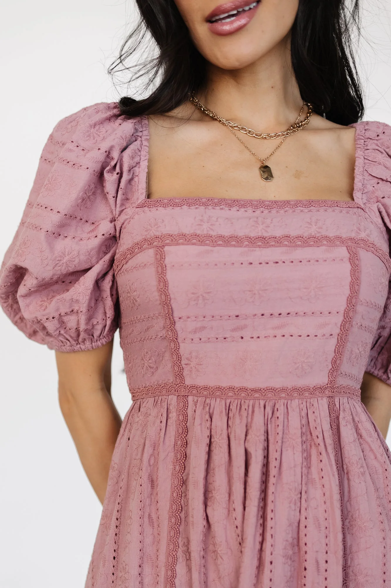 Delaney Eyelet Dress | Dusty Mauve - Jamouz