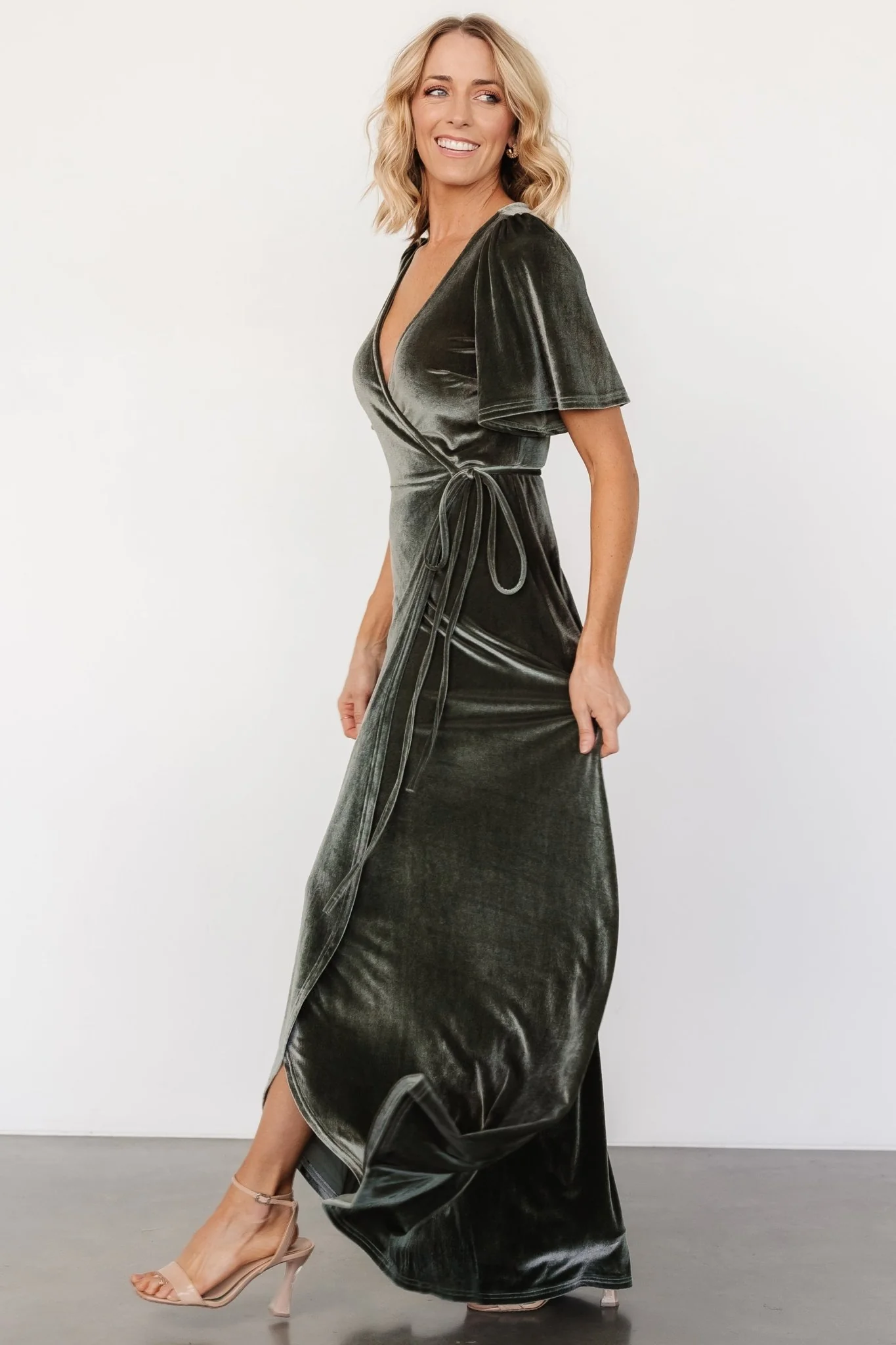 Katelyn Velvet Maxi Wrap Dress | Eucalyptus - Jamouz