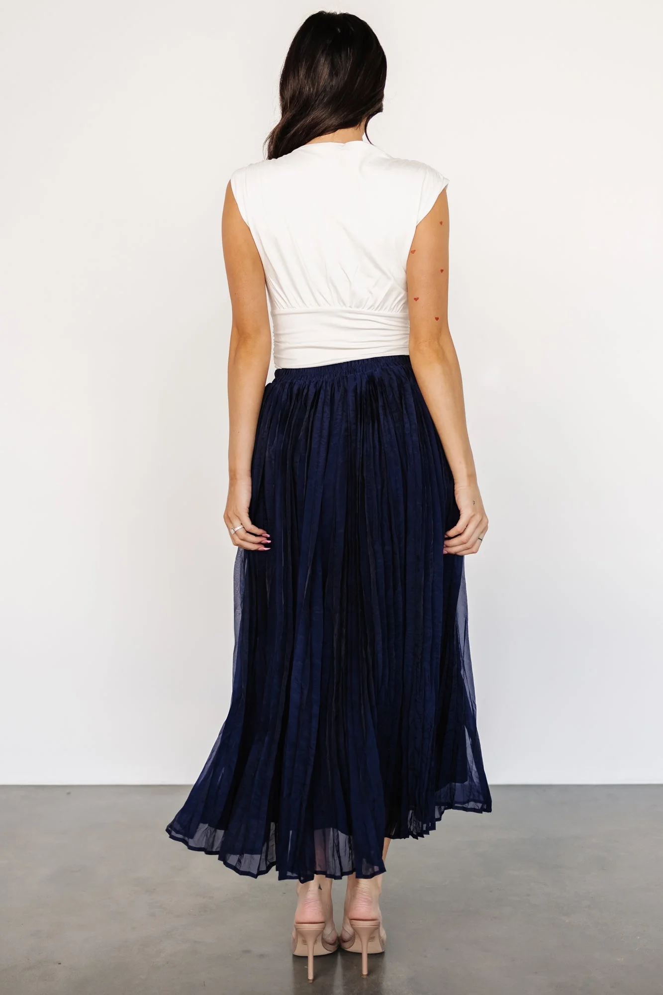 Cyra Midi Skirt | Navy - Jamouz