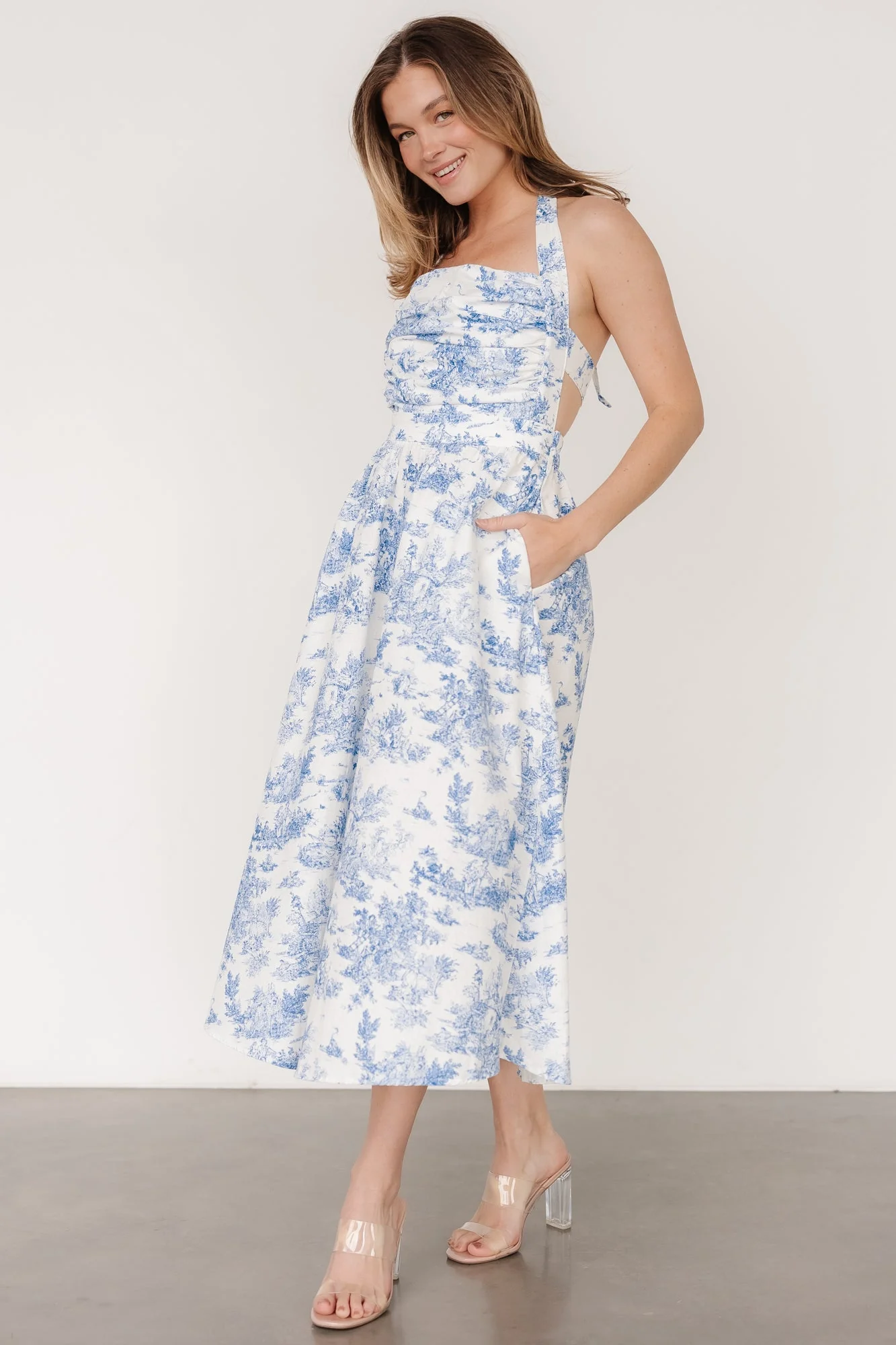 Carolyn Halter Midi Dress | White + Blue - Jamouz