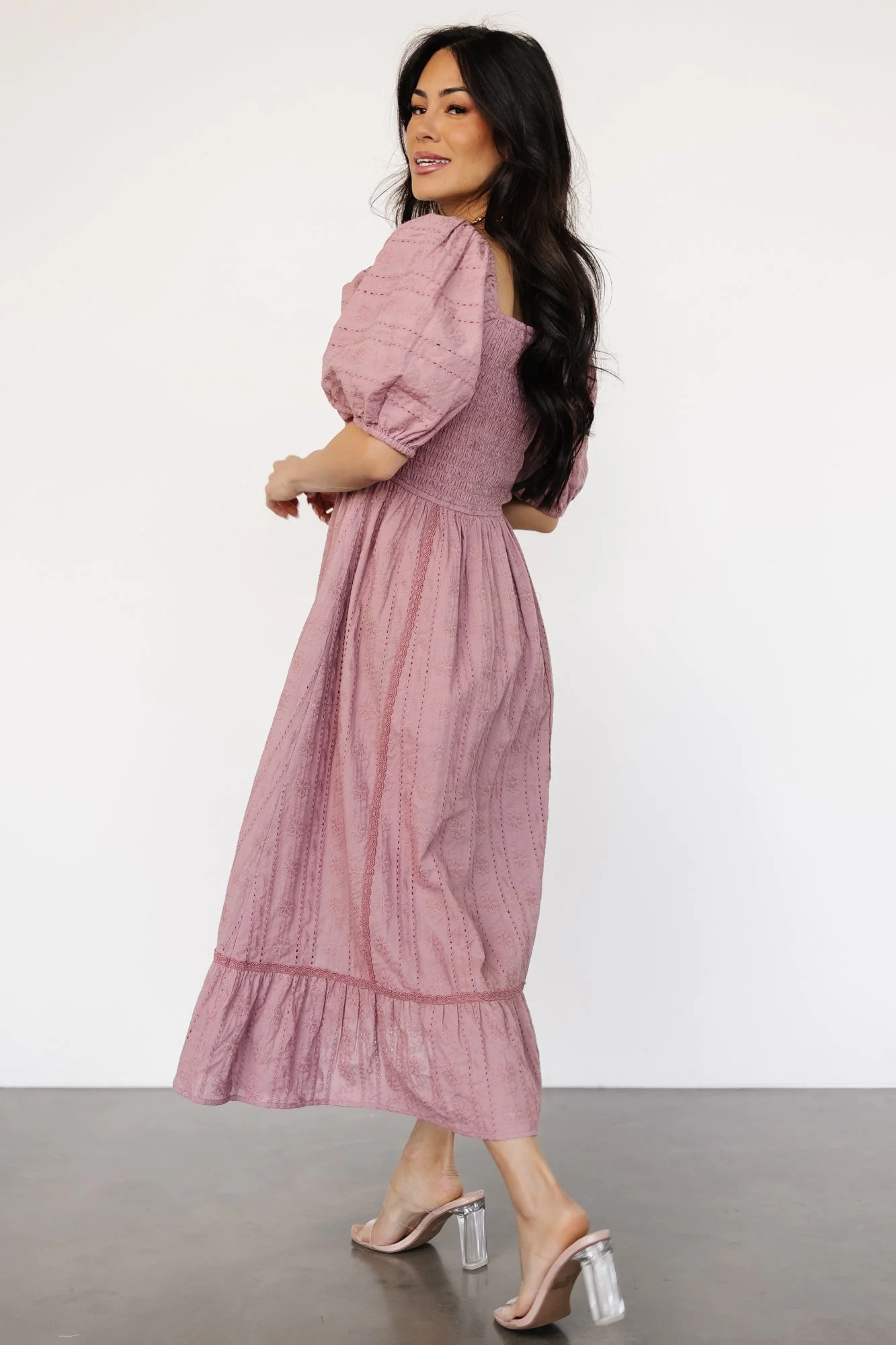 Delaney Eyelet Dress | Dusty Mauve - Jamouz