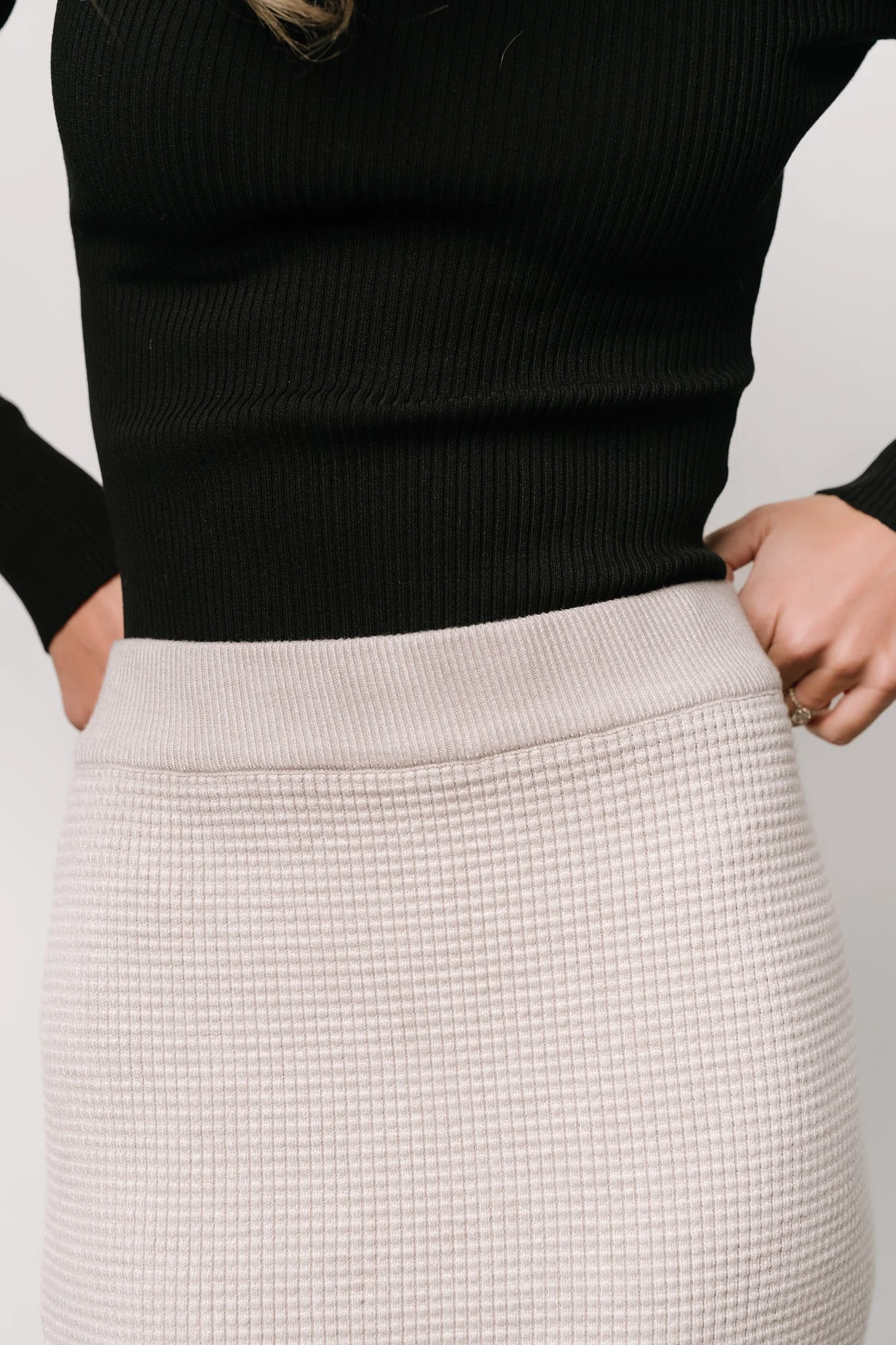 Carey Waffle Midi Skirt | Taupe - Jamouz