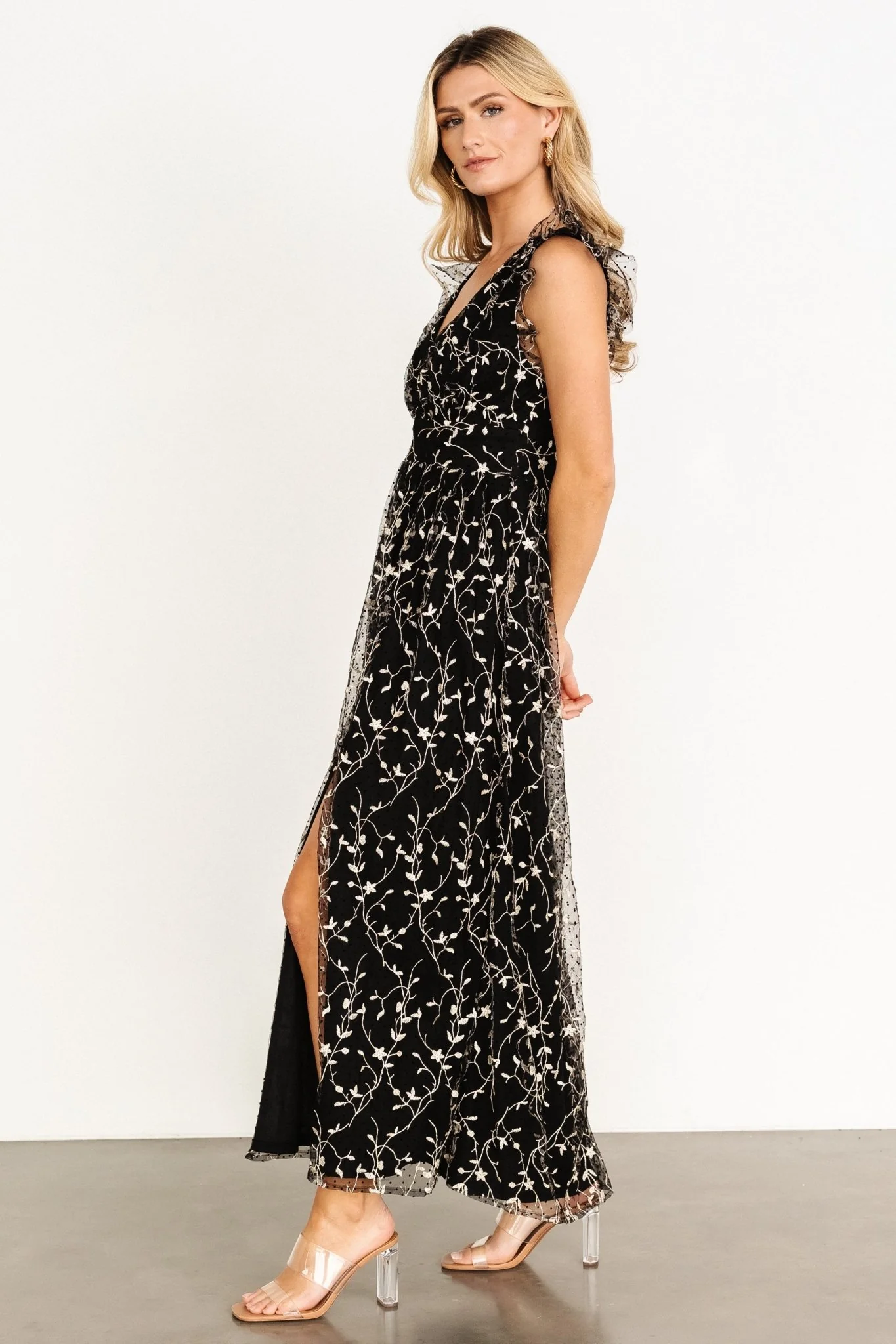 Orza Embroidered Maxi Dress | Black - Jamouz