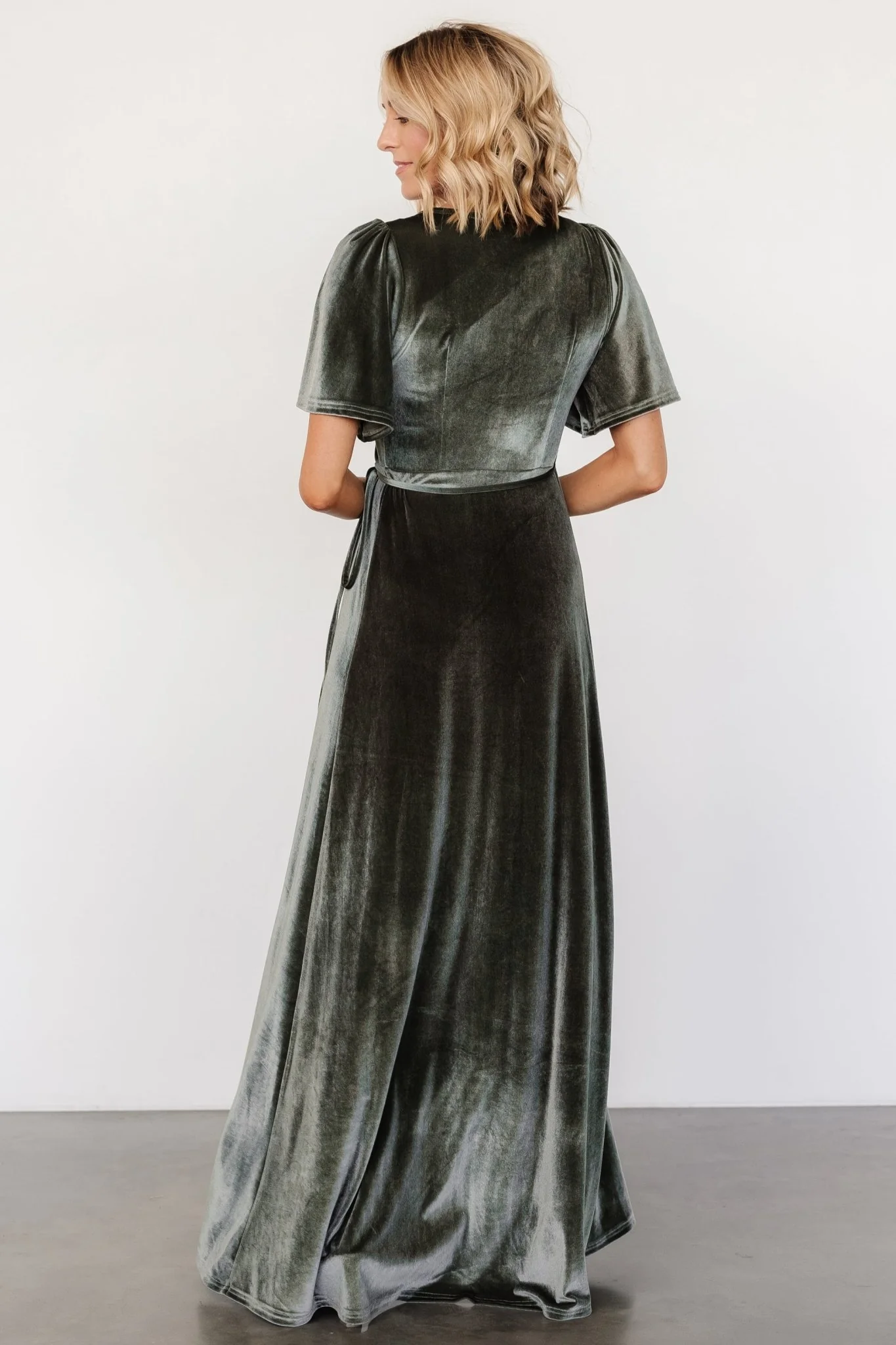 Katelyn Velvet Maxi Wrap Dress | Eucalyptus - Jamouz