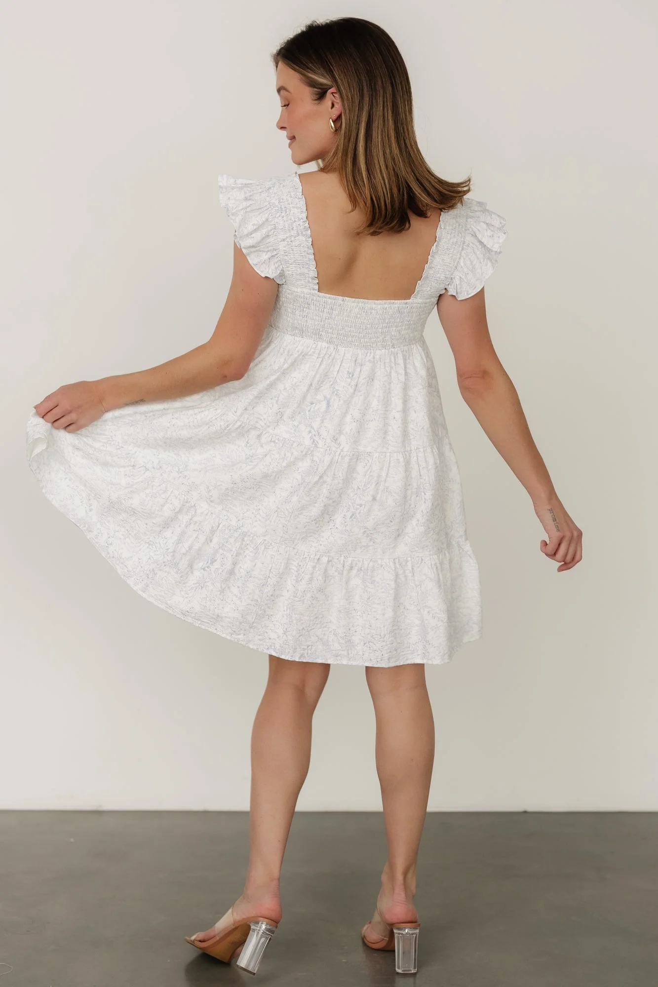 Suri Short Dress | Off White + Blue Floral - Jamouz