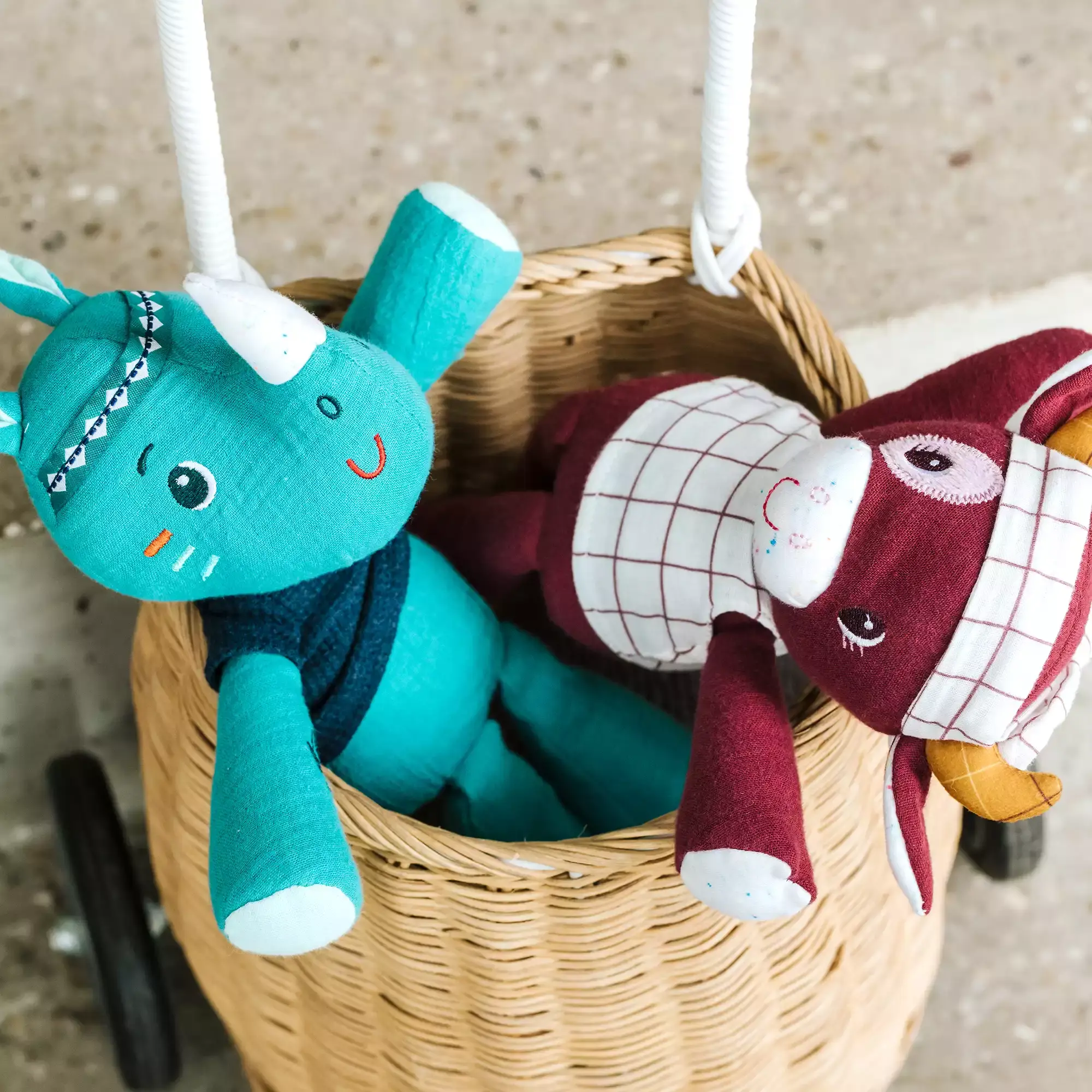 Kuscheltier Marius mit Geschenkverpackung - Jamouz