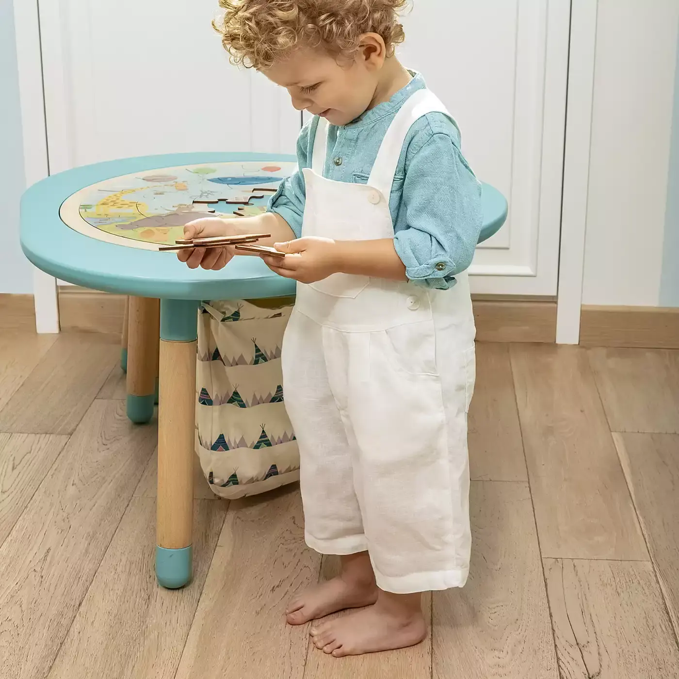 MuTable Mint inkl. 4 Spielplatten und 7 Aktivitäten - Jamouz