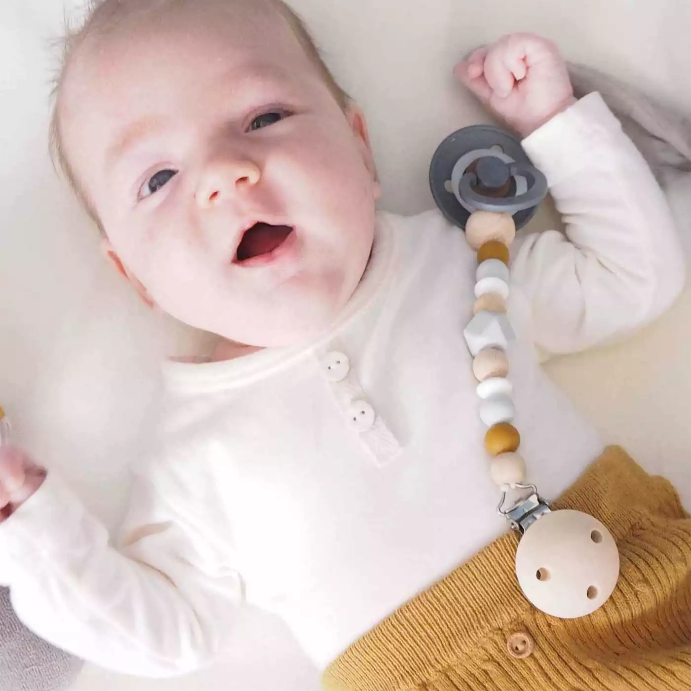 Schnullerkette Grau/ Weiß - Jamouz