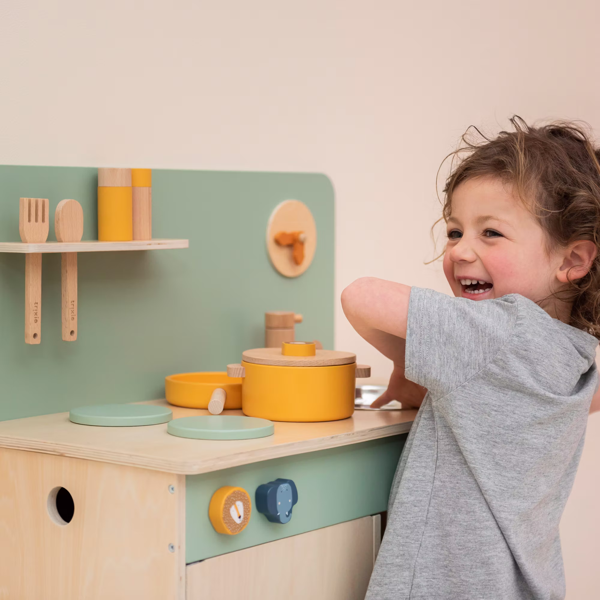 Spielküche aus FSC-zertifiziertem Holz - Jamouz