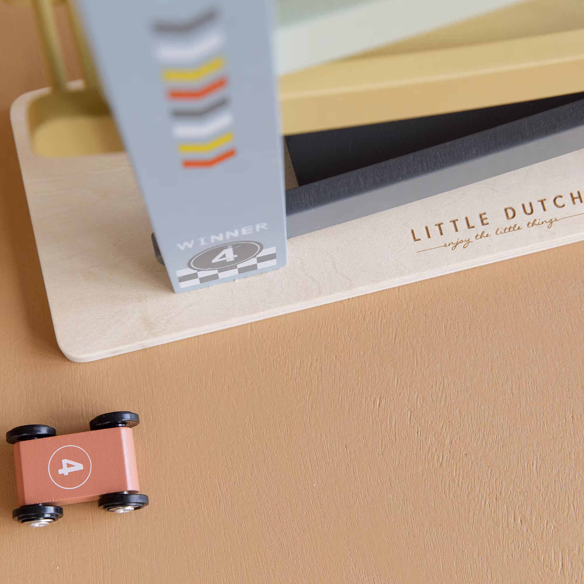 Holzrollbahn Auto - Jamouz