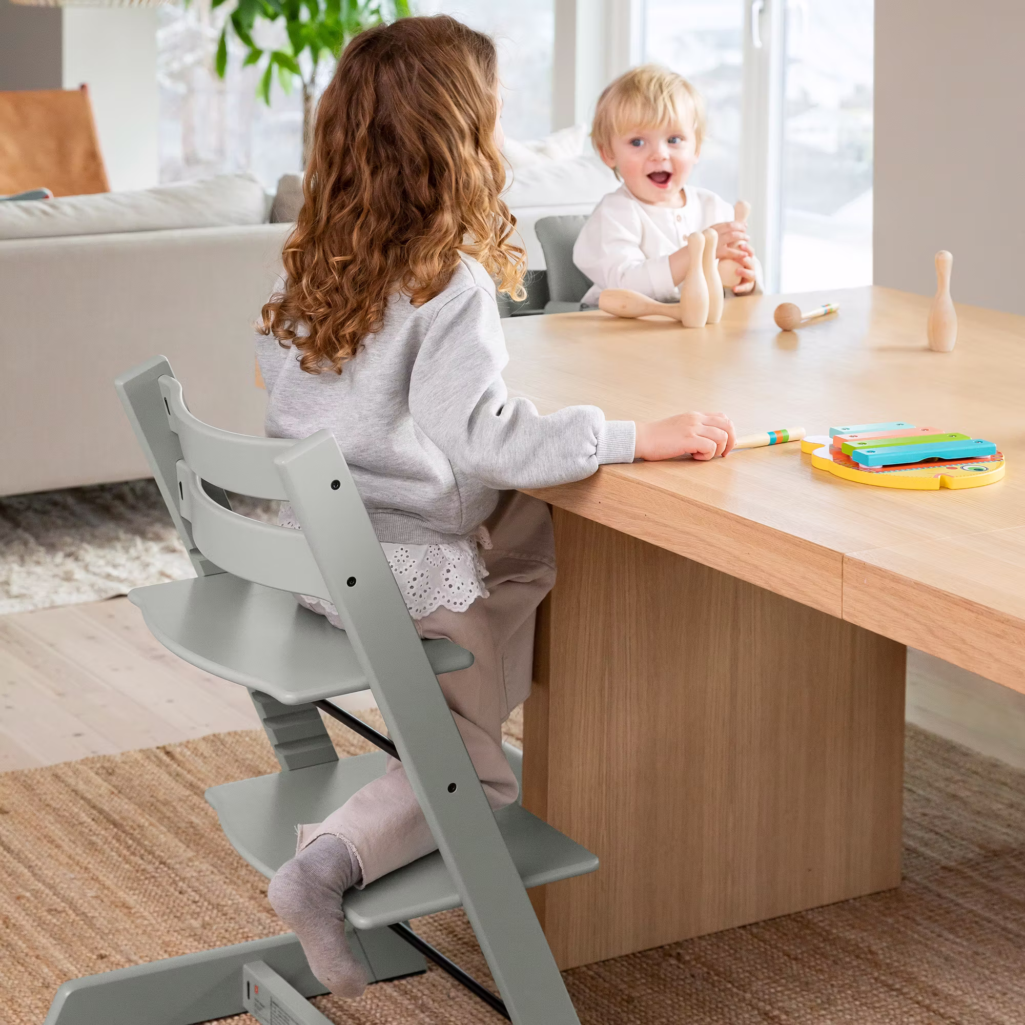 Set Tripp Trapp® Hazy Grey mit Newborn Set - Jamouz