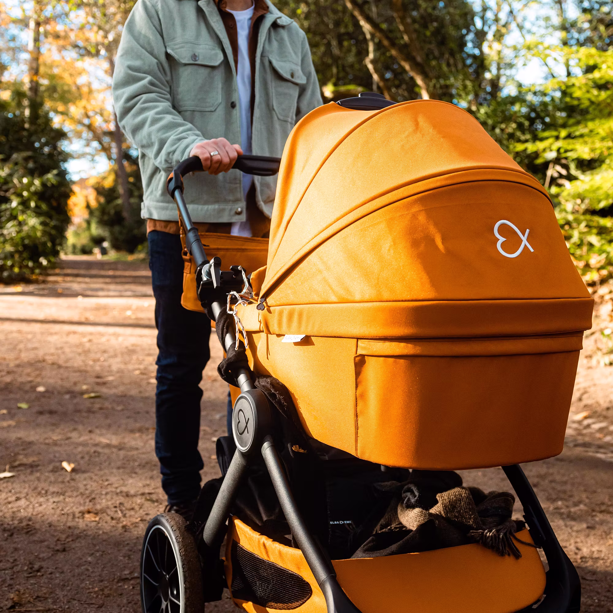Set ELSA & EMIL Kinderwagen Krokodilgrün mit Organizer - Jamouz