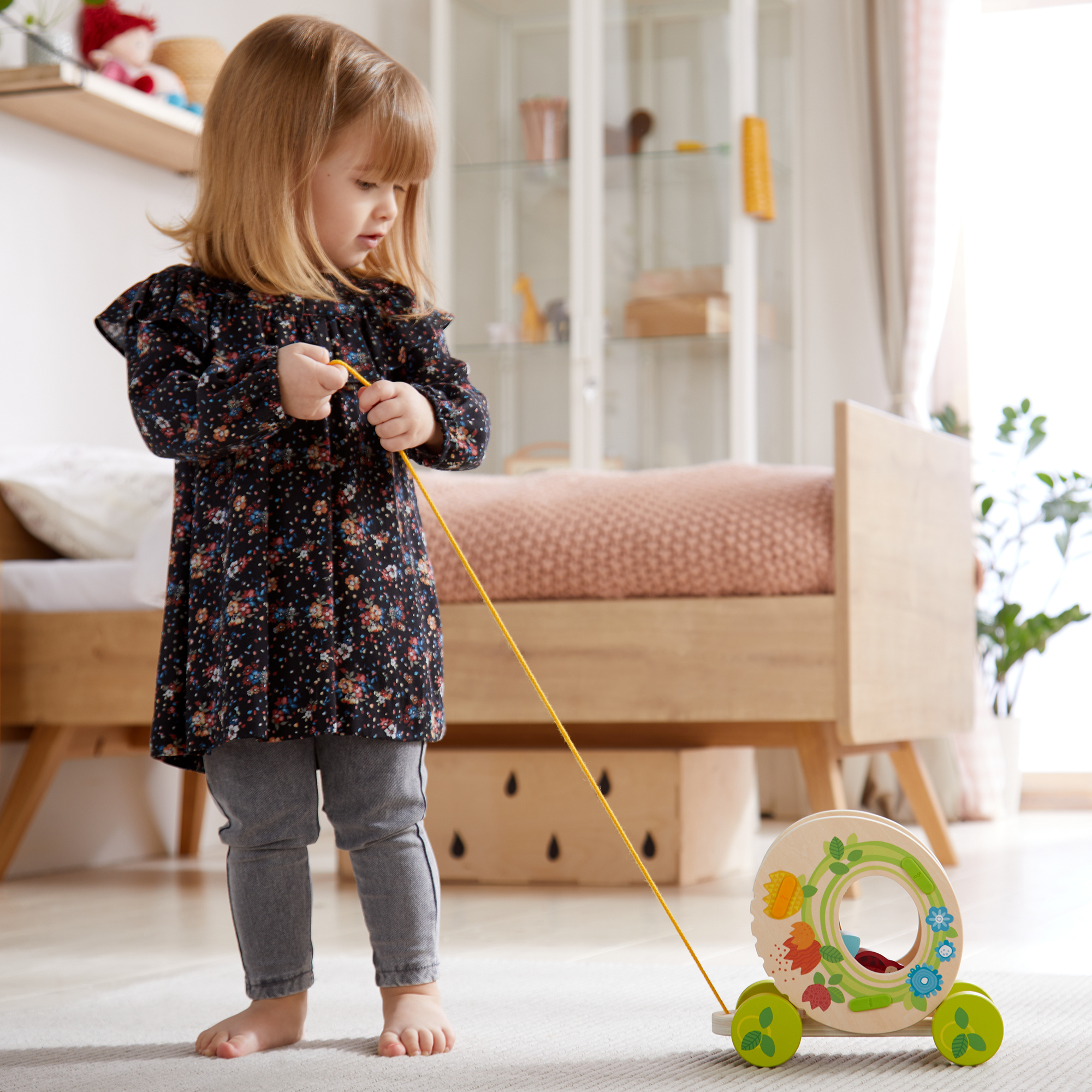 2-in-1 Ziehfigur und Sortierbox Blumenwiese - Jamouz