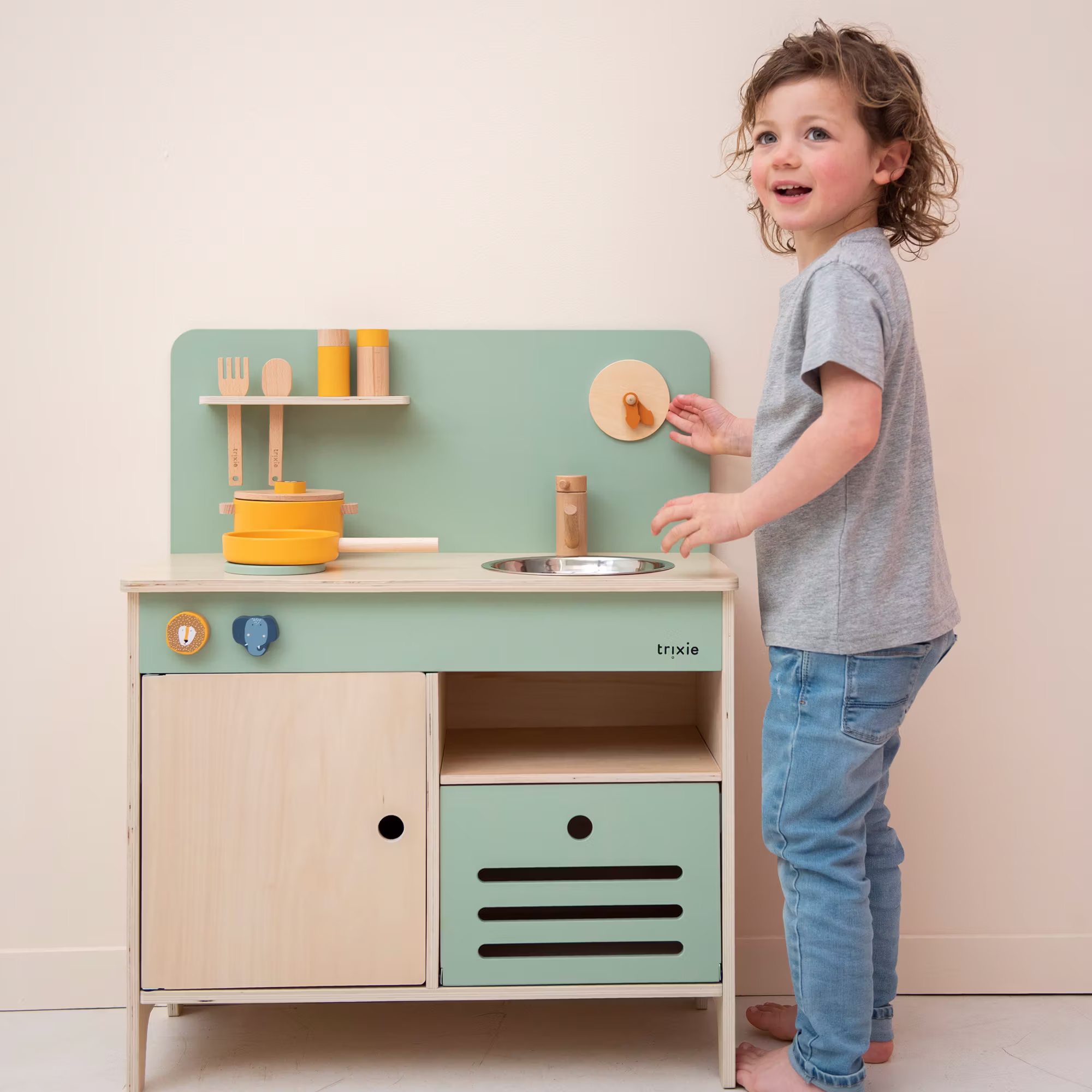 Spielküche aus FSC-zertifiziertem Holz - Jamouz