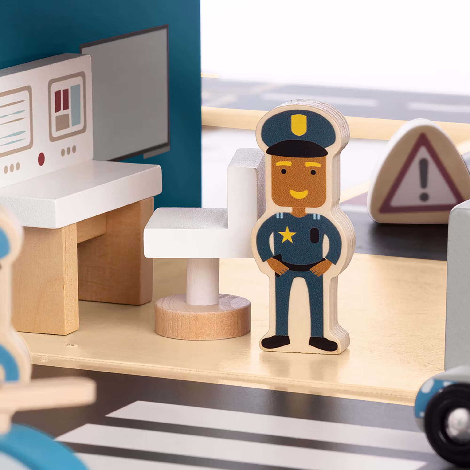 Spielwelt Polizeiwache Gordon mit Zubehör - Jamouz