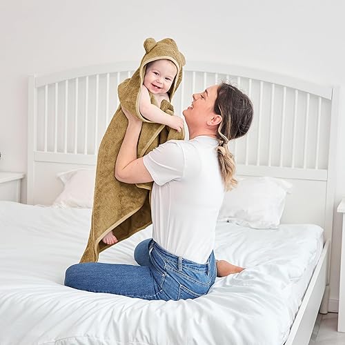 Toddler Bath Towel - Viscose from Bamboo & Cotton Blend for Delicate Skin - Super Soft Thick 600GSM - Ideal Toddler Boy and Girl Bath Essentials 35'x35' Bath Towel - Baby Towel with Hood - Jamouz