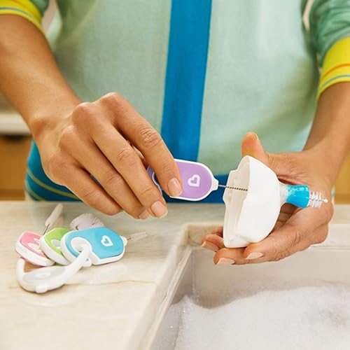 Munchkin® Details™ Bottle and Cup Cleaning Brush 4 Piece Set with Key Ring - Jamouz
