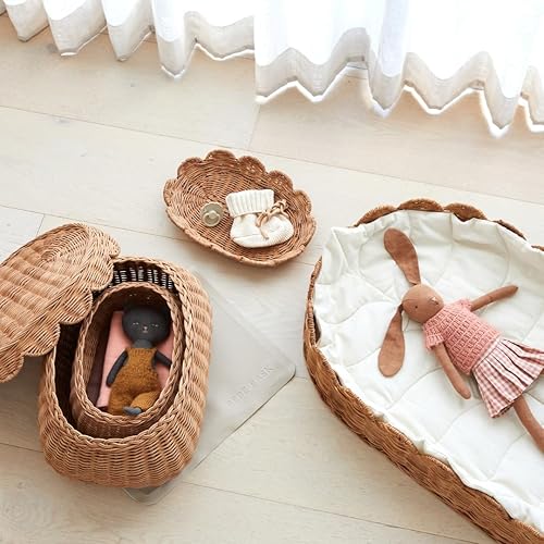 The Original Scalloped Basket Set Of 2 - Small Scallop Basket - 15 x 10 x 6 In - Hand-Woven & Award-Winning - Elegant Wicker With Scalloped Edge Lid - Nursery Storage - (Mocca) - Jamouz