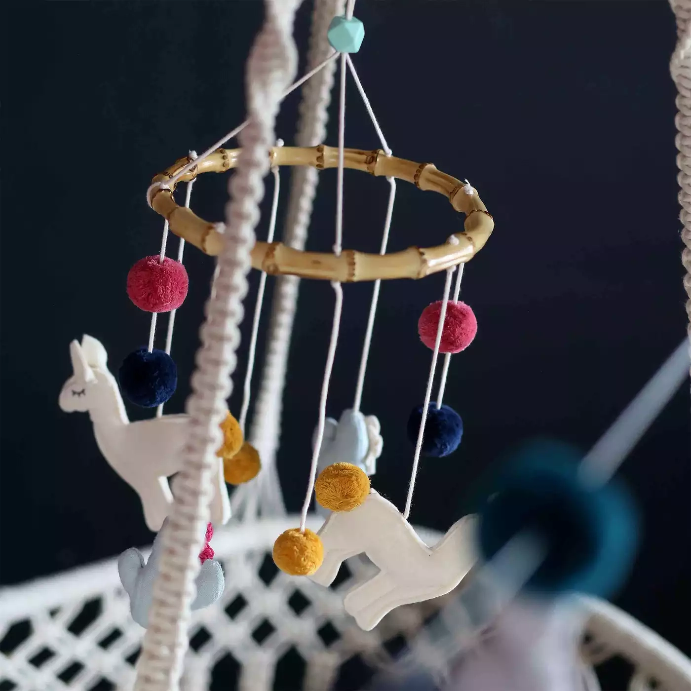Lama Mobile mit Holzring - Jamouz